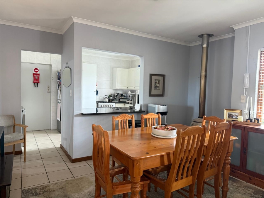 2 Bedroom Property for Sale in King George Park Western Cape